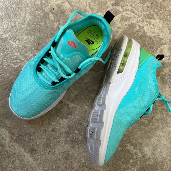 Nike Air Running Shoes Womens 7 Max Motion 2 CW5602-300 Aurora green - Picture 9 of 15